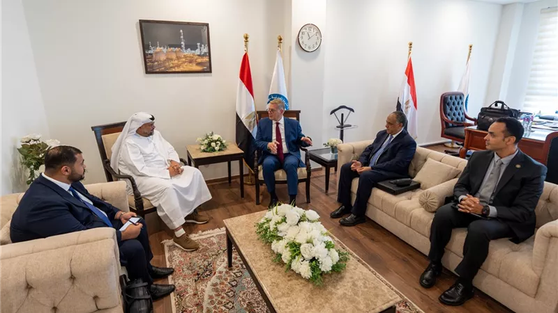 وزير البترول يبحث مع «أدنوك للحفر» زيادة أنشطة حفر آبار البترول والغاز