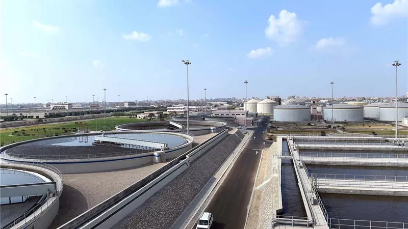 الحكومة تستعرض أبرز مشروعات المياه والصرف ومحطات المعالجة بمطروح