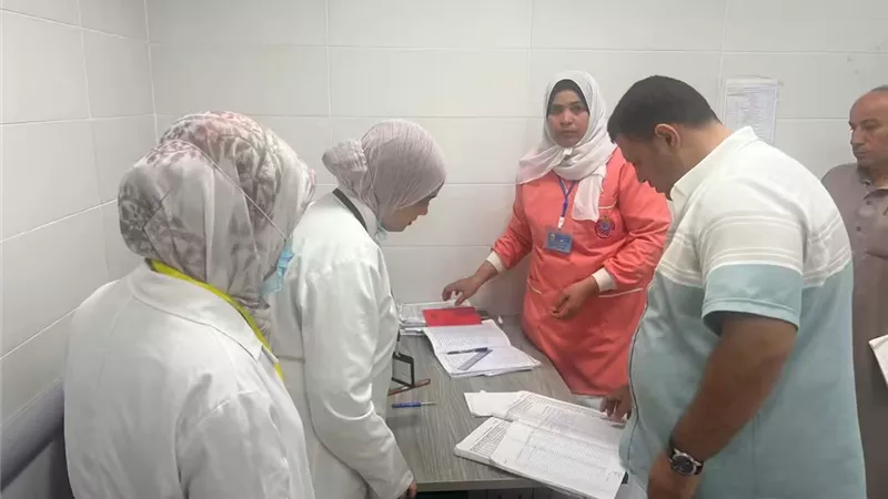 صحة بني سويف تحيل أطباء وصيادلة للتحقيق بعد المرور على طحا البيشة