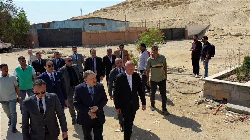 قرابة 3 مليارات جنيه.. النيابة تُخلي ساحة التحفظ على المركبات بمنطقة أوروبا بالمعادي 