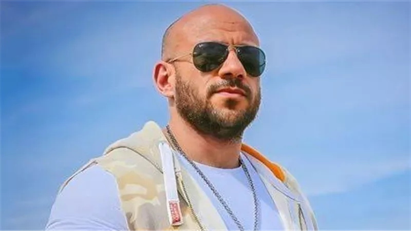 أحمد مكي في رمضان 2027 بـ«موسم صيد الغزلان»