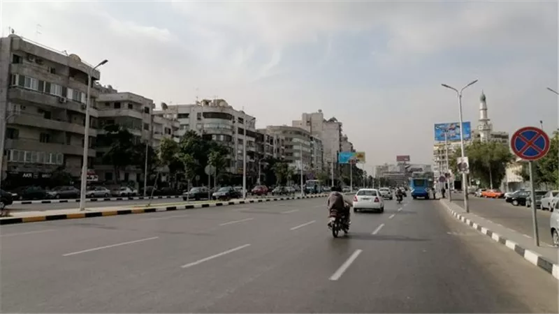 سيولة مرورية بشوارع القاهرة والجيزة.. وانتظام حركة السيارات بالمحاور الرئيسية