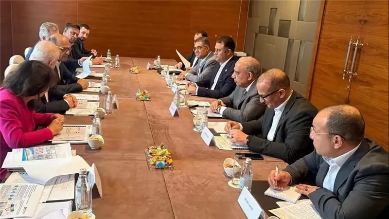 شراكة مصرية روسية جديدة.. وزير الكهرباء يستعرض مخطط مشروع تحلية المياه بالضبعة