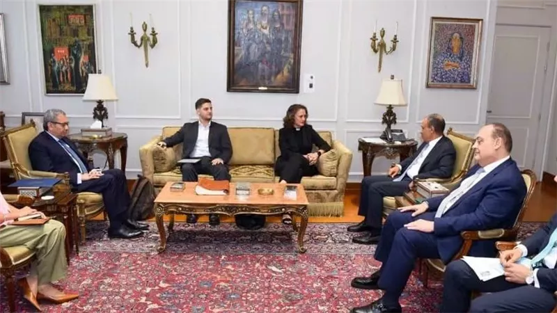 وزير الخارجية يستقبل وفدًا من منظمة كنائس من أجل السلام في الشرق الأوسط الأمريكية