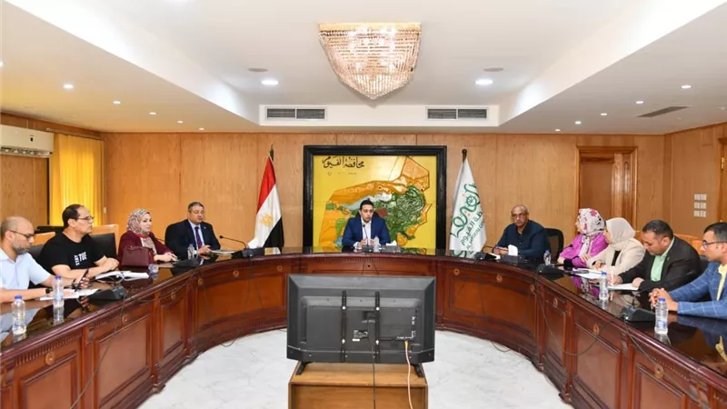 ملتقى توظيفي بالفيوم يوفر فرص عمل للشباب
