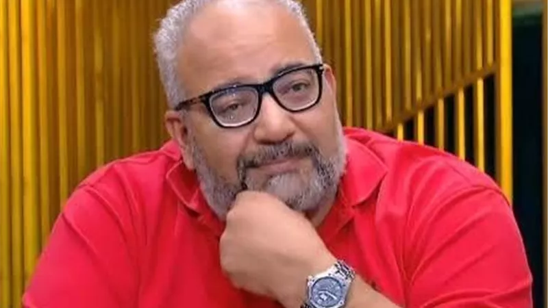 بيومي فؤاد في المستشفى بعد تعرضه لأزمة صحية مفاجئة.. ماذا حدث؟
