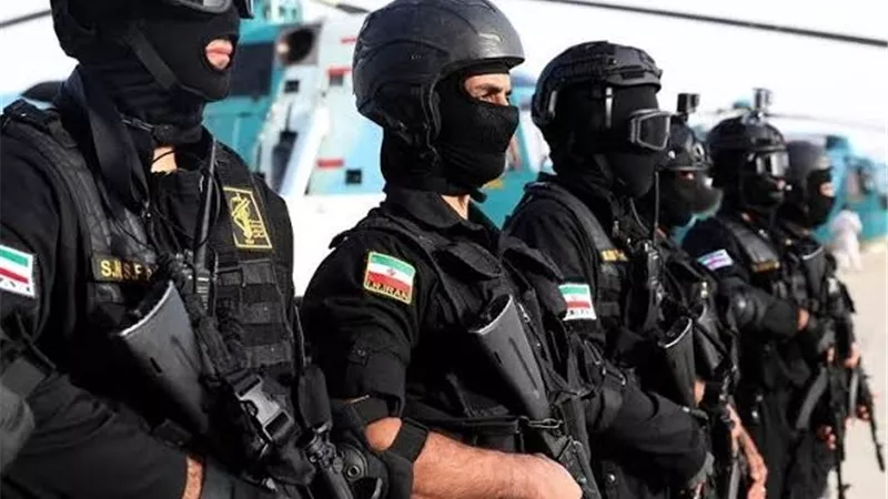 الحرس الثوري: مضيق هرمز تحت سيطرتنا ويمكن فتحه لكن بشرط 