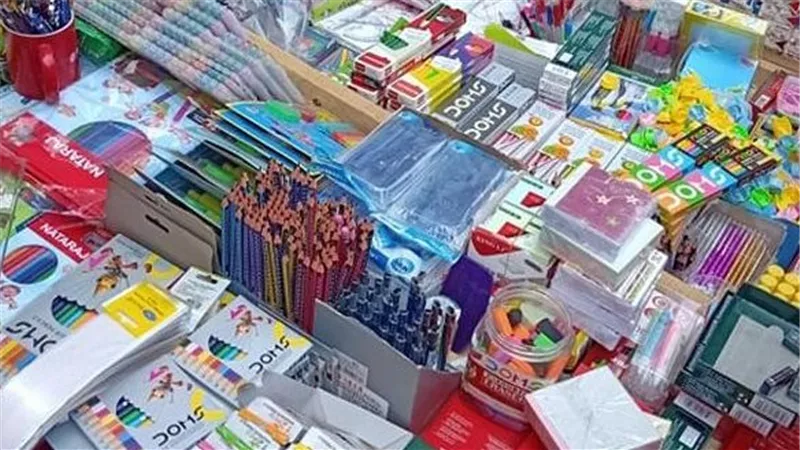 زيادة جديدة تضرب مستلزمات المدارس.. ومسؤولو الغرفة التجارية بالقاهرة يفجرون مفاجأة للمواطنين