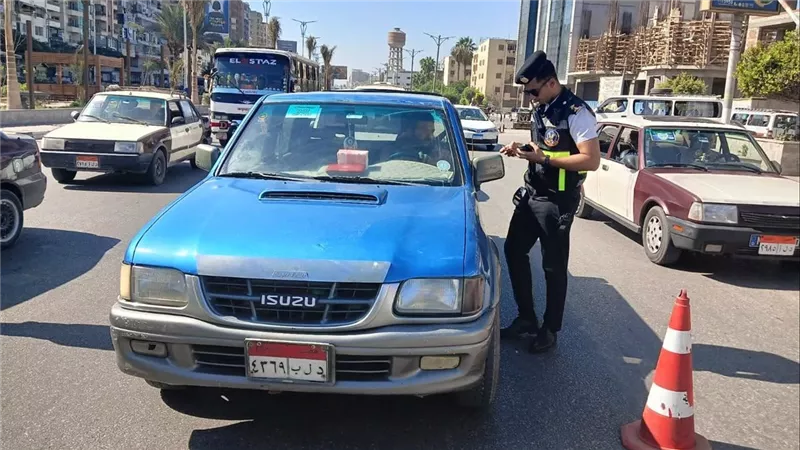 محافظ الدقهلية يتابع حملة الكشف عن تعاطي المواد المخدرة والمخالفات المرورية بالمنصورة