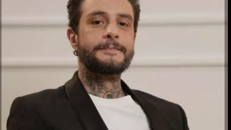 أشرف تادرس يتعاقد مع أحمد الفيشاوي على بطولة فيلم «نمبر وان»