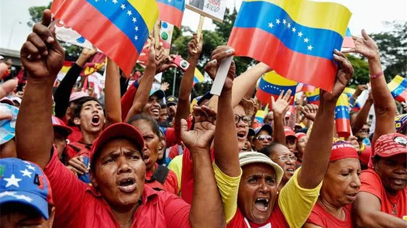 65 مليار برميل تحت سيطرة واشنطن.. صفقة ترامب النفطية تشعل الغضب في فنزويلا