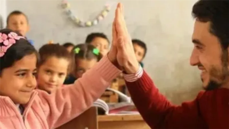 هل تتغير مواعيد المدارس مع التوقيت الشتوي؟.. اعرف توقيت تأخير الساعة 2026