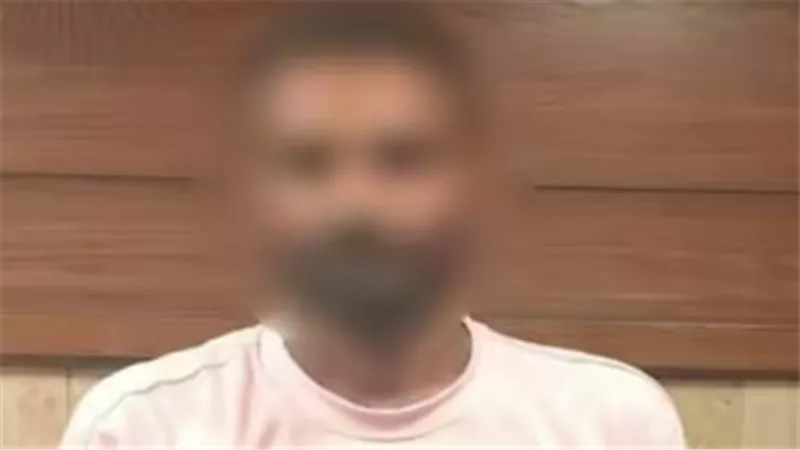 الركنة بالفلوس.. ضبط منادي سيارات بالقاهرة بعد مشادة مع قائد سيارة