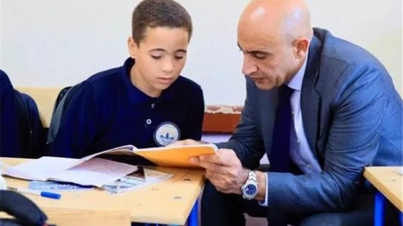 ضوابط الزي المدرسي 2026.. التعليم تحذر من إجبار أولياء الأمور على الشراء من جهات محددة