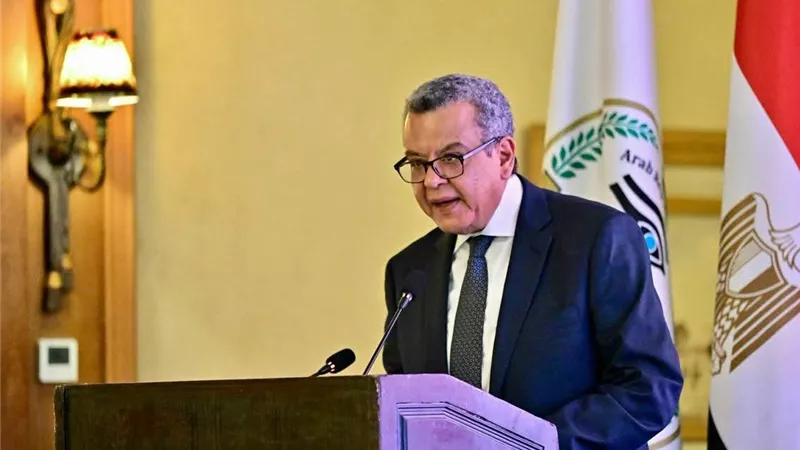 رئيس الجهاز المركزي للمحاسبات: التكنولوجيا مهما بلغت كفاءتها لا تستطيع وحدها أن تصنع الثقة