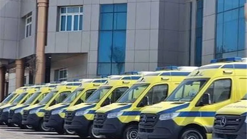 7 دقائق صنعت الفارق.. الإسعاف ينقذ طفلًا اخترق سيخ صدره