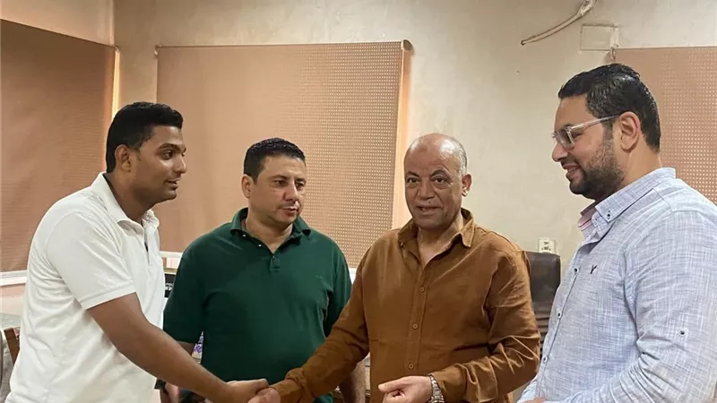 وفد صندوق تحيا مصر يتفقد نادي قارون الرياضي بالفيوم لبحث سبل التطوير