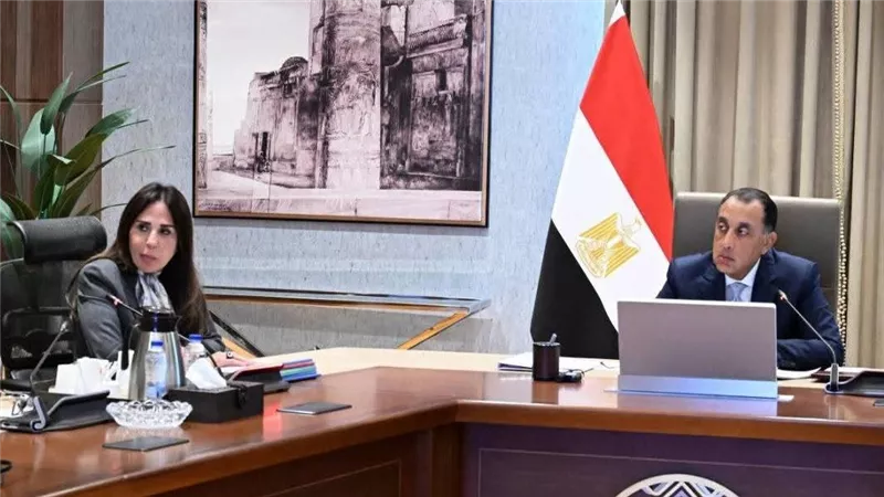 رئيس الوزراء يتابع موقف عدد من ملفات العمل الخاصة بالهيئة العامة للتنمية السياحية