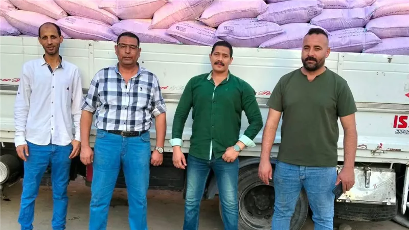 ضبط 10 أطنان دقيق بلدي مدعم معاد تعبئته في شكائر أخرى بالفيوم 