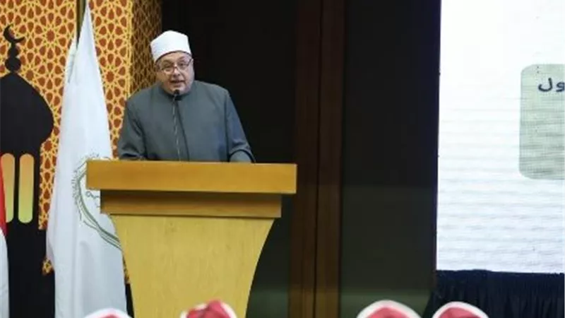 البكالوريا الأزهرية الجديدة.. 3 مسارات وتخصص يبدأ من الصف الثاني وتخفيف 6 مواد عن طلاب العلمي