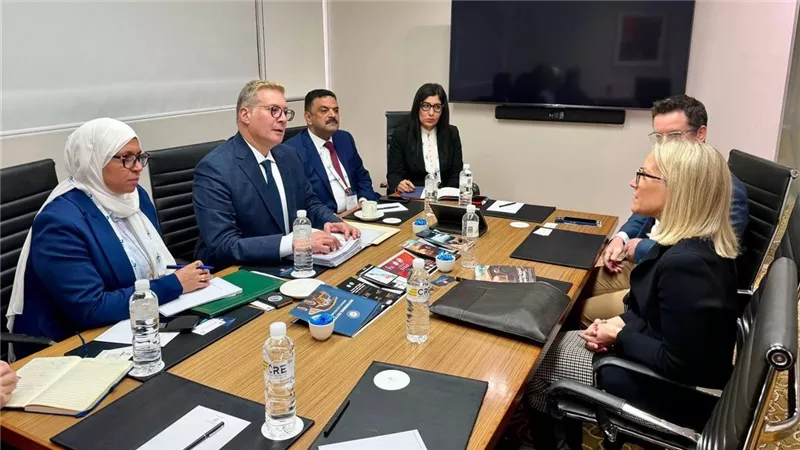 باستثمارات 4 ملايين دولار كندي.. وزير البترول يفتح قنوات جديدة مع كبرى شركات التعدين