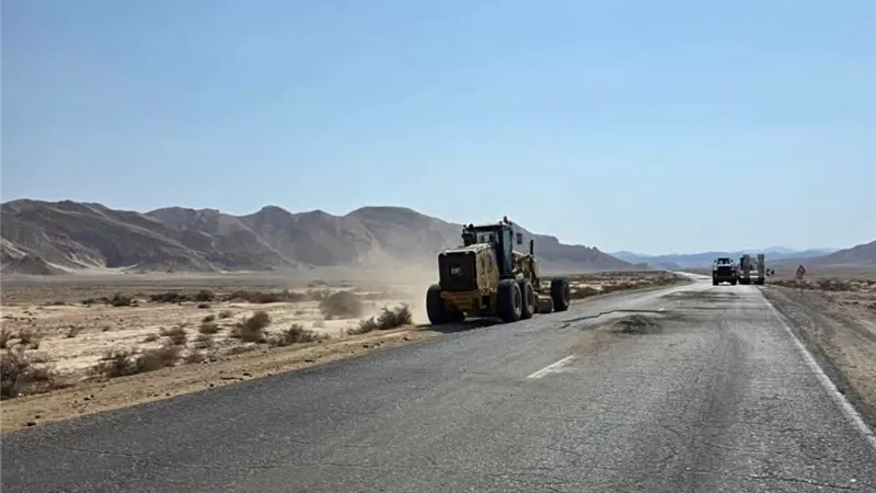 حقيقة تدهور طريق قفط–القصير.. «الطرق والكباري» توضح التفاصيل