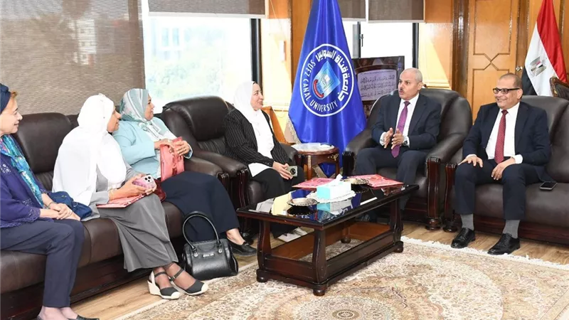 لجنة من المجلس للجامعات تتفقد كلية التمريض بجامعة الإسماعيلية الأهلية…صور