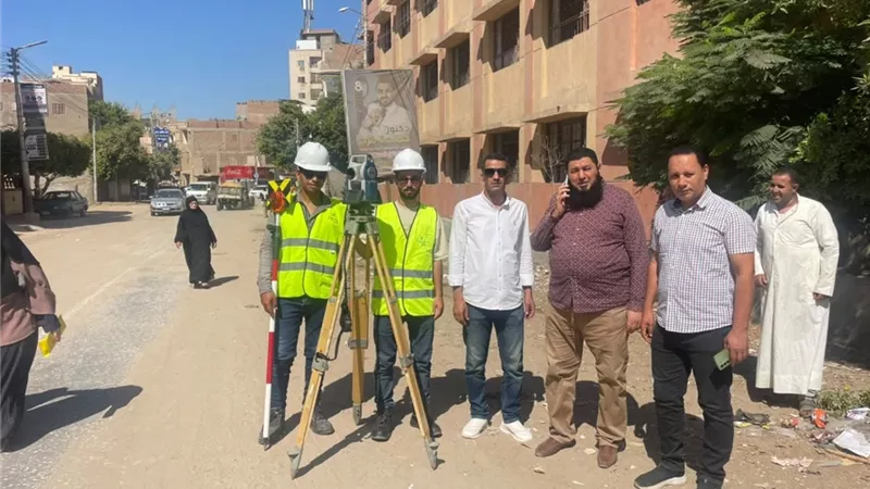 خطوة جديدة لتوصيل الغاز الطبيعي.. بدء رفع الخرائط المساحية بمنازل فيديمين والسيليين والتوفيقية