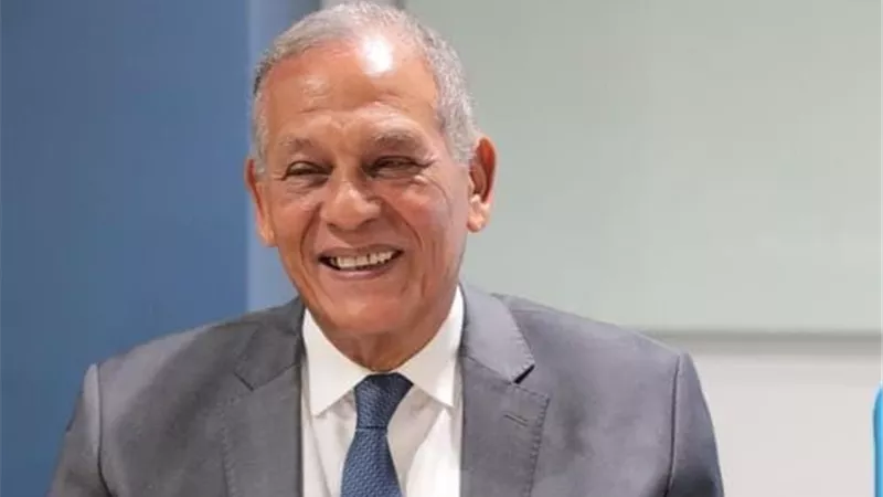 محمد أنور السادات: التعليم حق من حقوق الانسان ومحو الأمية مدخل للتمكين