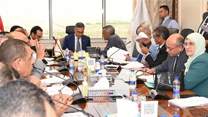 وزير التموين يلتقي أعضاء مجلسي النواب والشيوخ ويؤكد أهمية الدور الذي يقوم به النواب