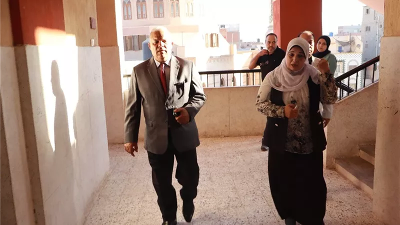 استبعاد مدير مدرسة بنبروه لعدم جاهزيتها.. وقبيصي: لا تهاون مع المقصرين 