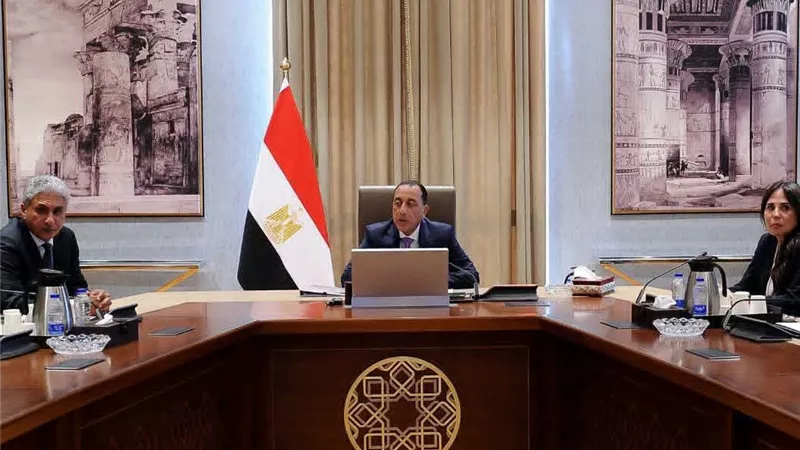 رئيس الوزراء يتابع مستجدات مشروع إعادة إحياء منطقة نزلة السمان