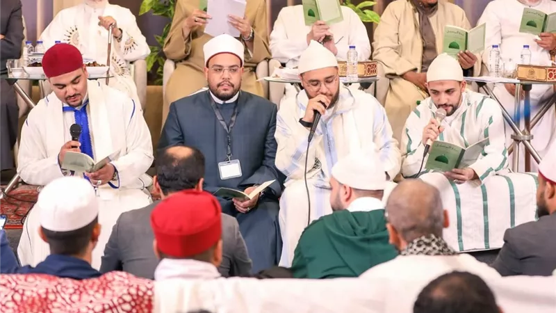 احتفالًا بالمولد النبوي.. الوافدون يشاركون علماء الأزهر في فعاليات البيت المحمدي للتصوف