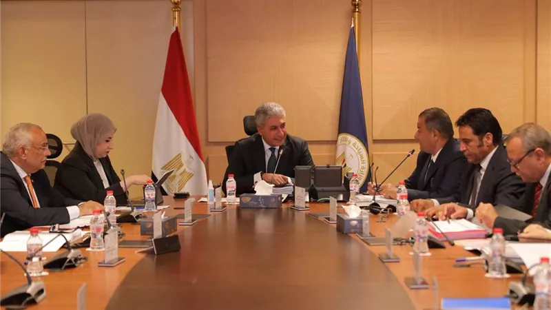 اعتماد محطة جديدة لمعرض كنوز الفراعنة.. تفاصيل اجتماع مجلس إدارة المجلس الأعلى للآثار