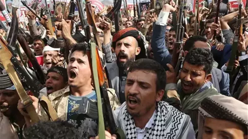 أكثر من 100 مستشار أمريكي يصلون إلى السعودية لدعمها في الحرب ضد الحوثيين