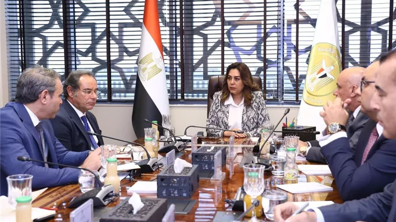 قرارات عاجلة بشأن مباني وأجهزة وسيارات وزارة التنمية المحلية والبيئة