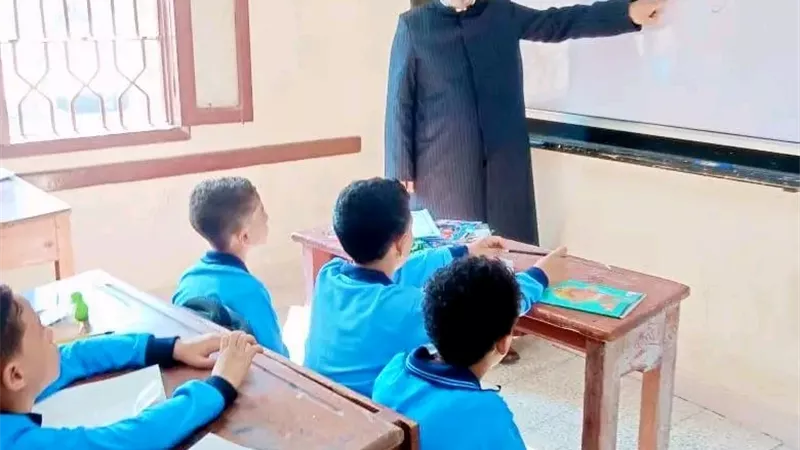 انطلاق الدراسة بمعاهد الشرقية الأزهرية وسط متابعة ميدانية من رئيس المنطقة