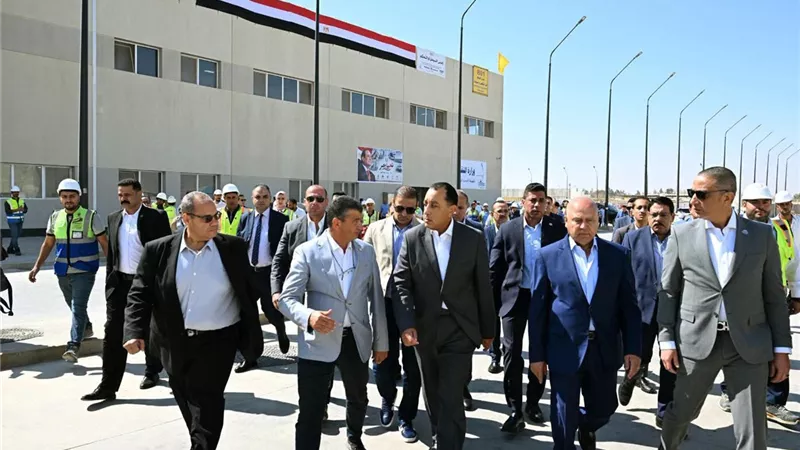 مدبولي: مشروعات النقل الجماعي الأخضر تمثل ركيزة أساسية لبناء منظومة نقل عصرية