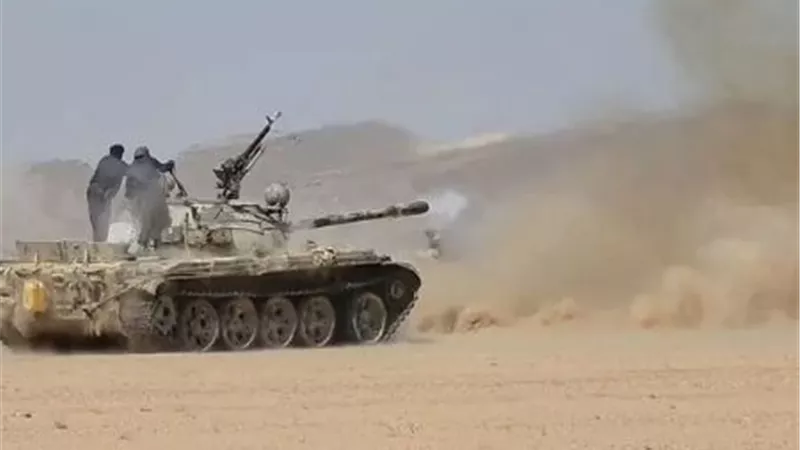أكثر من 20 غارة تهز اليمن.. ضربات تستهدف الحوثيين وهجوم مضاد يطال قاعدة سعودية في شرورة